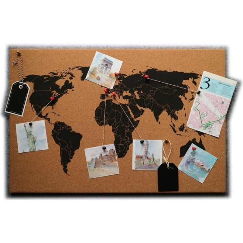 Idena Weltkarte auf Pinnwand