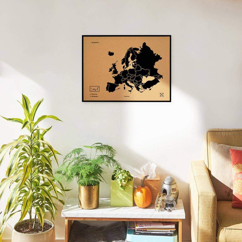 Miss Wood Kontinentkarte Woody Map Europa schwarz 60x45cm gerahmt